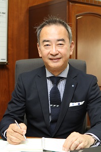 横浜発の新たな社会人教育 経営学部長 経営学専攻長 森田洋